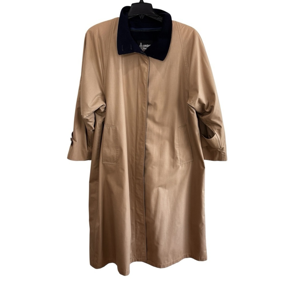 VTG London Fog Trench Rain Coat Tan Women’s Size 16 Navy Blue Removable Lining